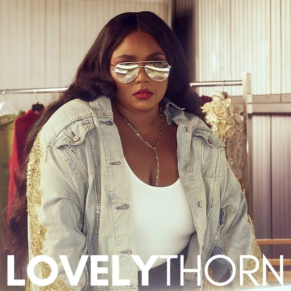 QUAY // ltd ed lizzo collaboration black metal frame black smoke lens aviators